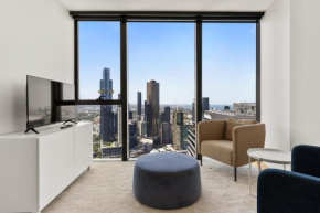 Panoramic View Two Bedrooms at Collins House